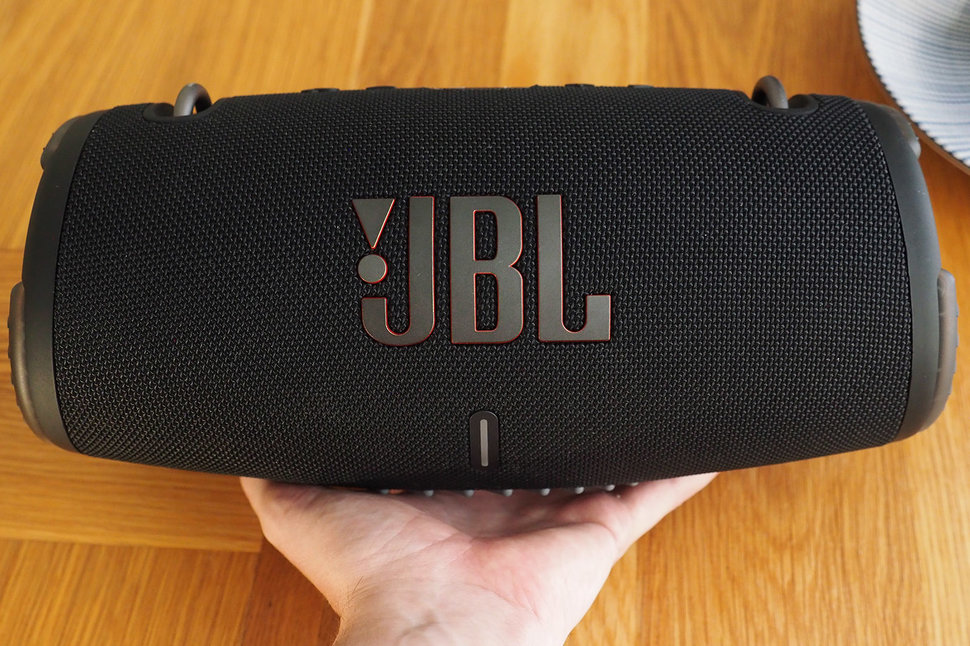 Loa bluetooth JBL Xtreme 3 có những cải tiến nổi bật so với tiền nhiệm.